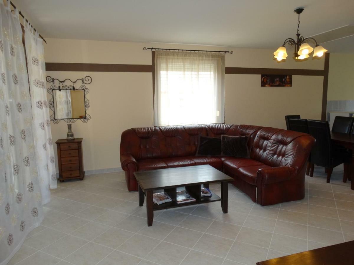 House Magnolia Apartman Velence Kültér fotó