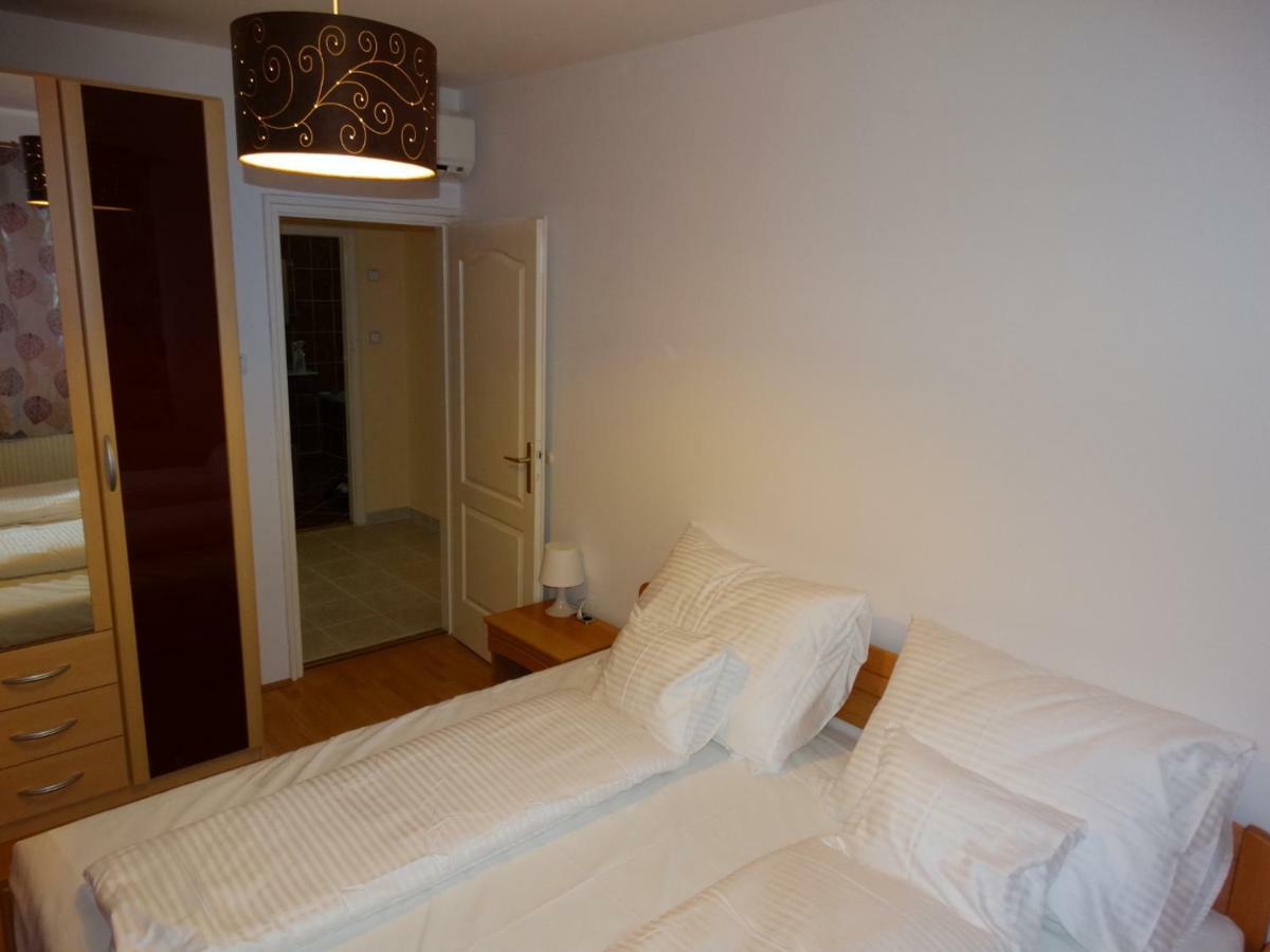 House Magnolia Apartman Velence Kültér fotó